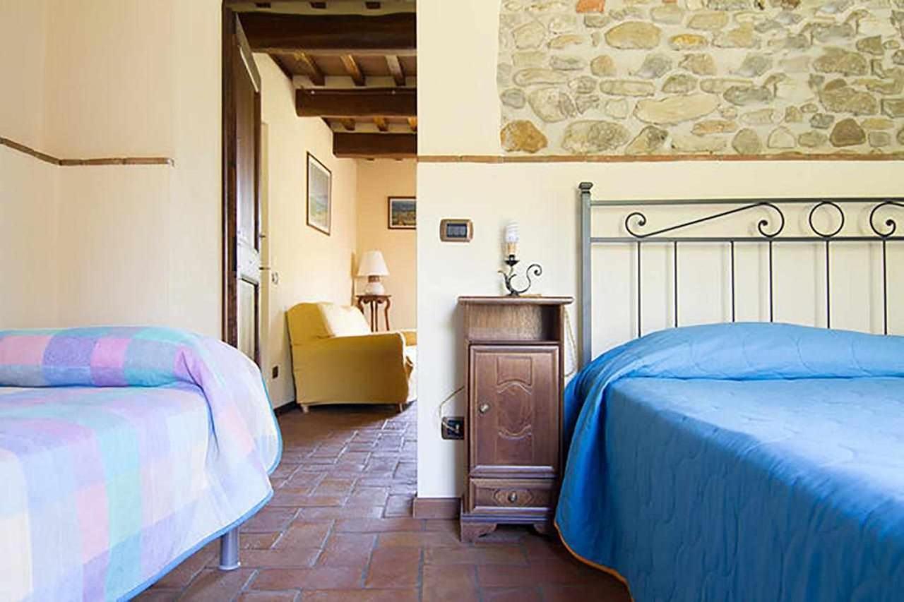 Appartamenti Con Cucina Nelle Colline Toscane 앙기아리 외부 사진